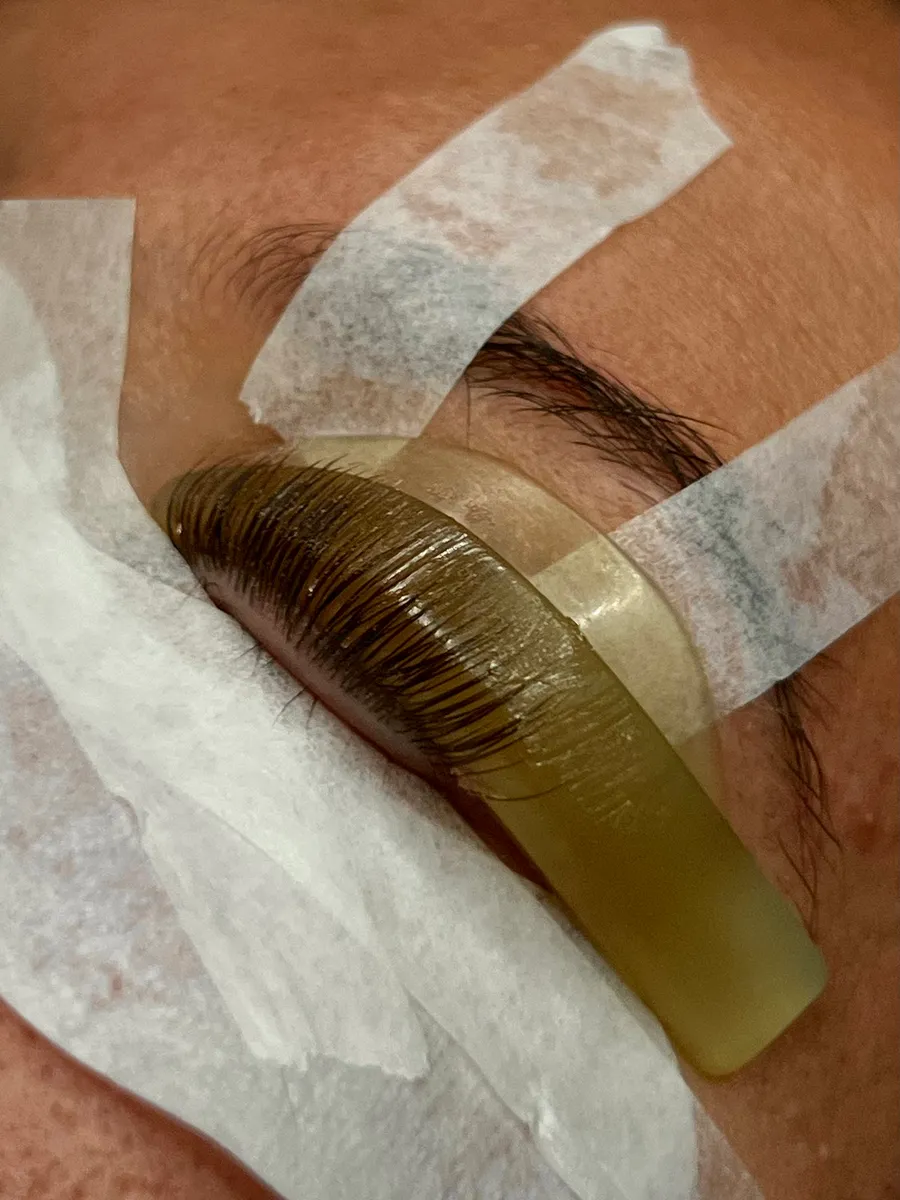 Lashlift voor een open, verzorgde oogopslag bij Pure Body Bliss